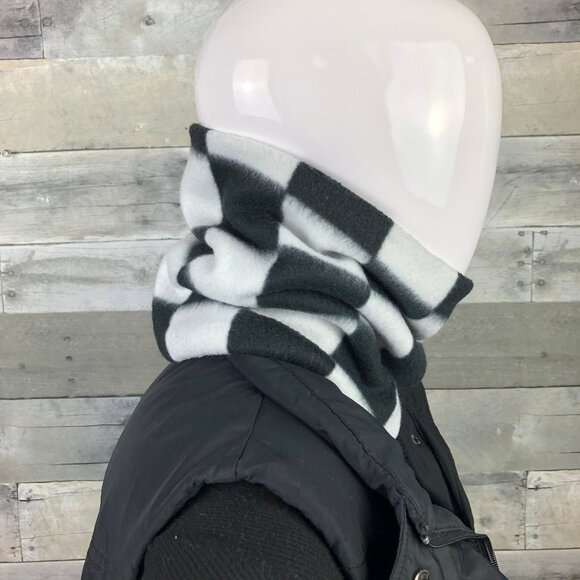 Buffalo Check Fleece Neck Warmer: Black and White Gaiter Scarf - Picture 4 of 9
